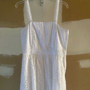 Vineyard vines white flowy dress